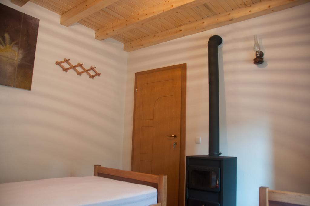 Aste Guesthouse Tropoje Room photo