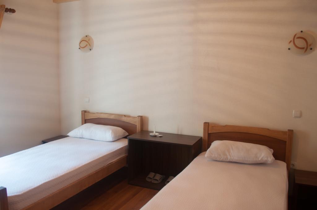 Aste Guesthouse Tropoje Room photo